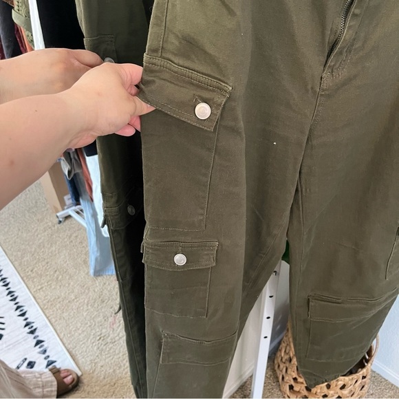 ✨ Rue21 Olive Green Cargo Joggers M | Soft Stretch Utility Streetwear Pants - Picture 4 of 6